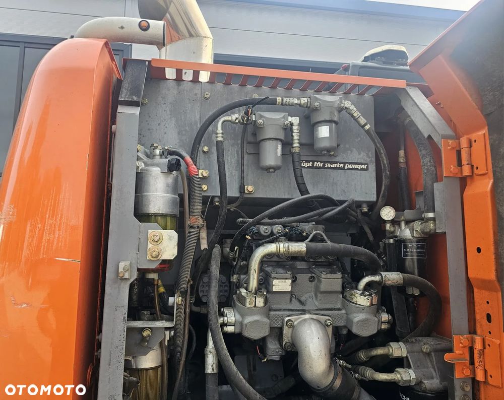 Hitachi ZX140W-5B - 17