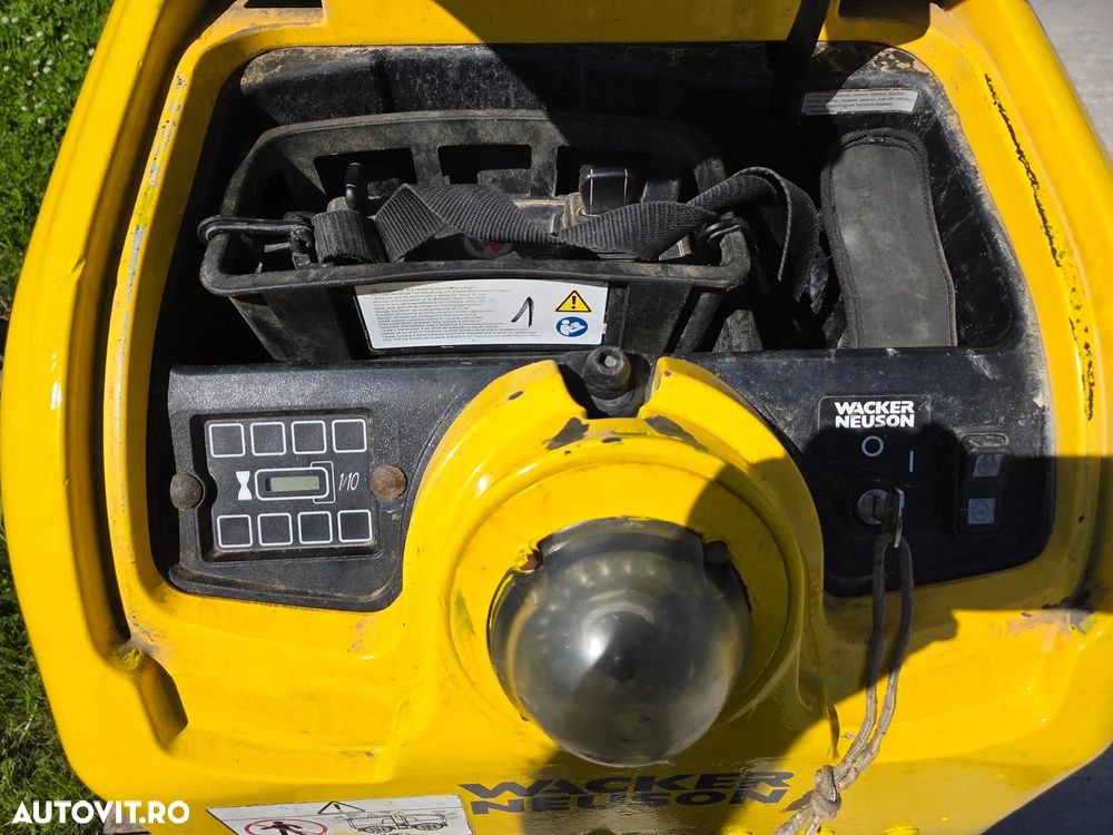 Wacker PICIOR DE OAIE 1,5t, RADICOMANDA, Wacker Neuson RTSC3, 2018, 518h, latime tambur 0,8m, lungime 1,9m, motor Kohler 20CP, Inaltime 1,2m, posibilitate leasing 2 ani, STARE FOARTE BUNA rulat in Germania-PROMOTIE 11.900 EUR+tva - 7