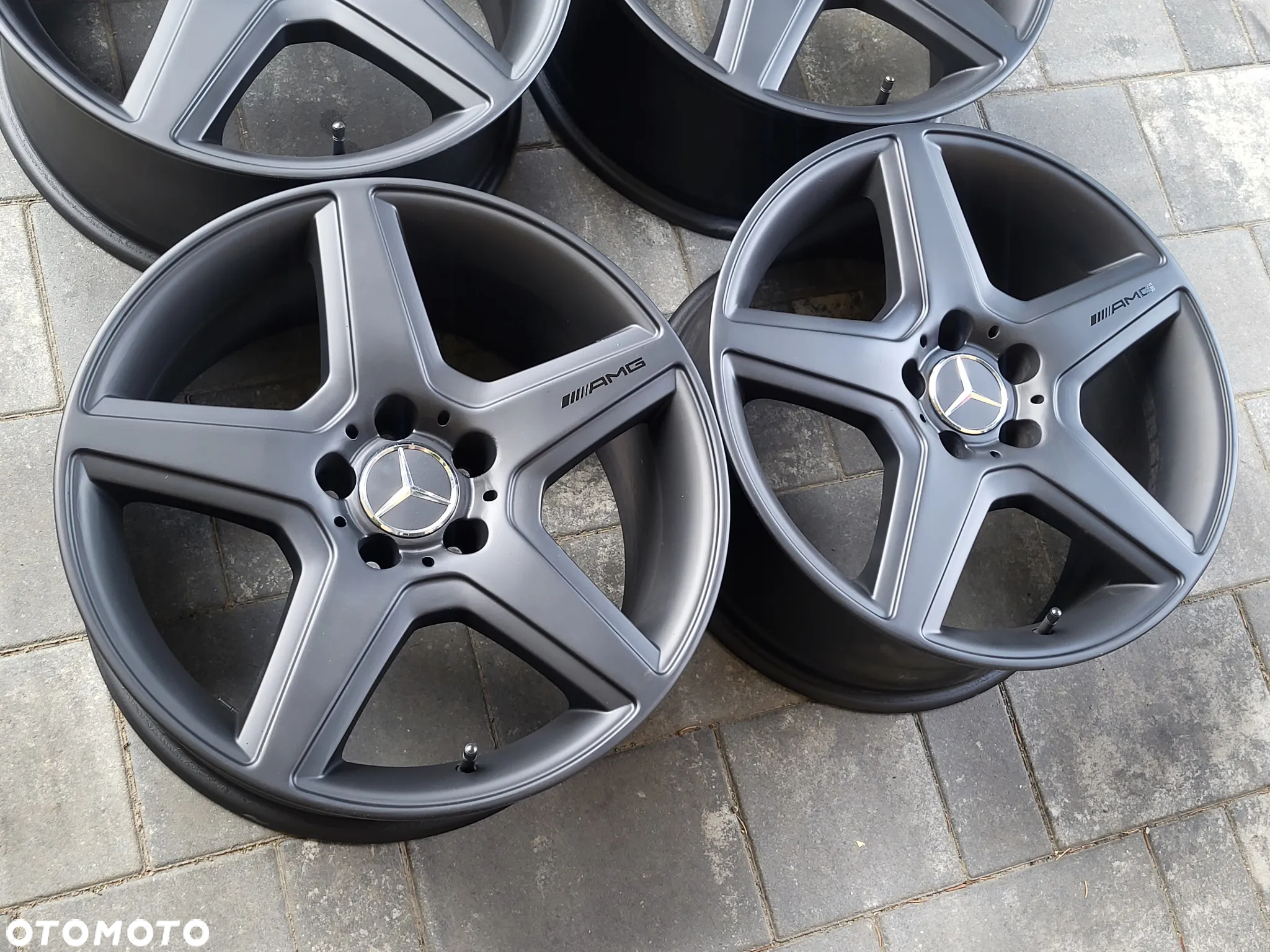 KOŁA Felgi 18 Mercedes ///AMG 8.5J ET35 Monoblock - 3