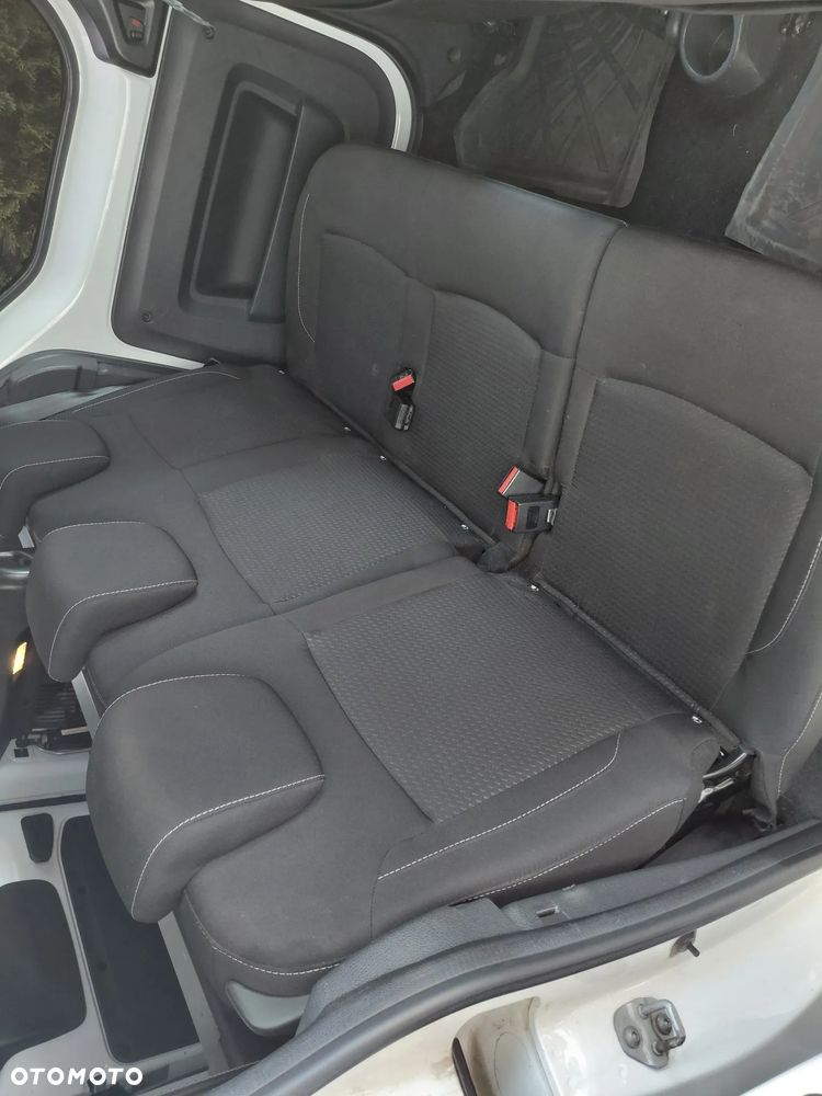 Dacia Dokker 1.5 Blue dCi Laureate - 8