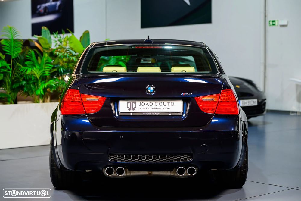 BMW M3 Auto - 11