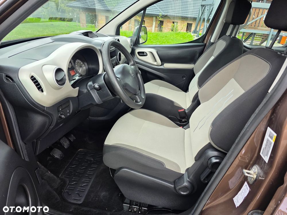 Peugeot Partner 100 Family - 8