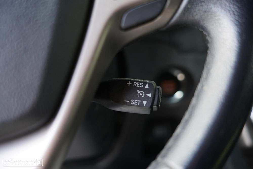 Toyota Avensis SW 2.0 D-4D Exclusive - 12