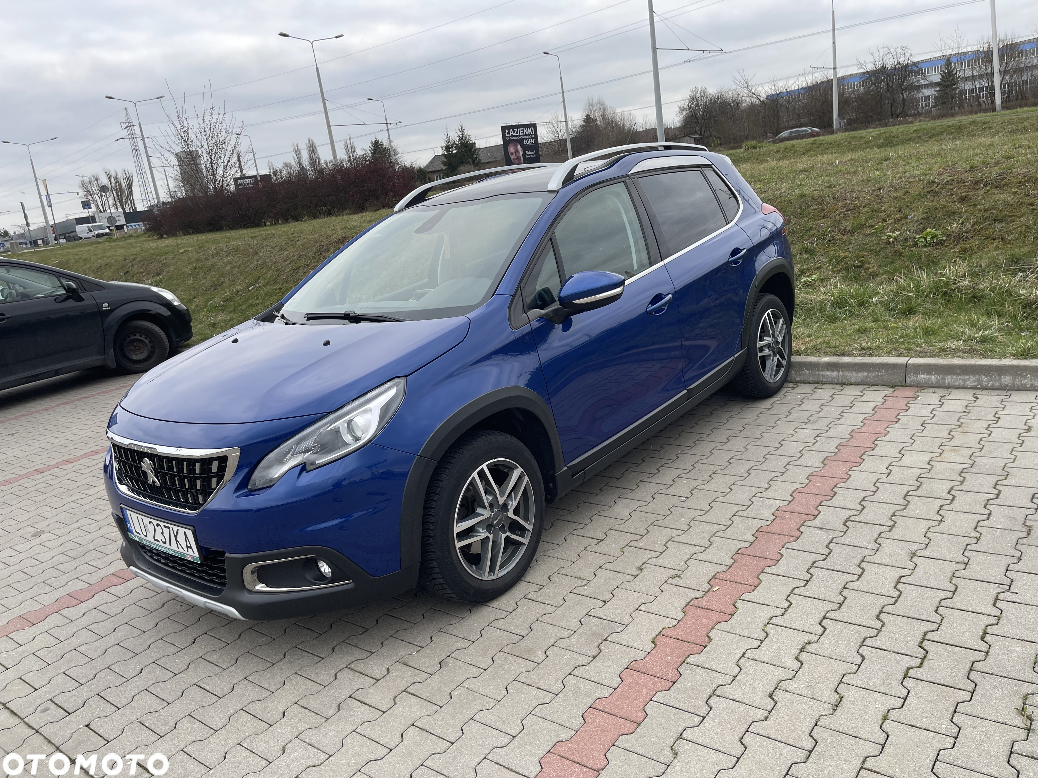 Peugeot 2008 1.2 Pure Tech GPF Allure S&S EAT6 - 3