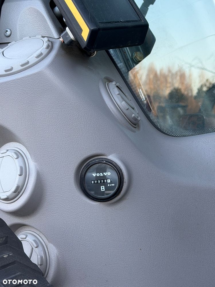 Volvo Ec 300 34-35 ton 2019 rok koparka gąsiennicowa - 33