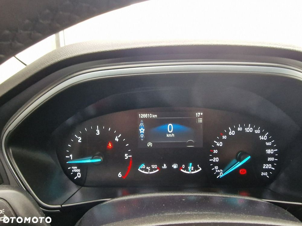 Ford Focus 1.5 EcoBlue Start-Stopp-System COOL&CONNECT - 36