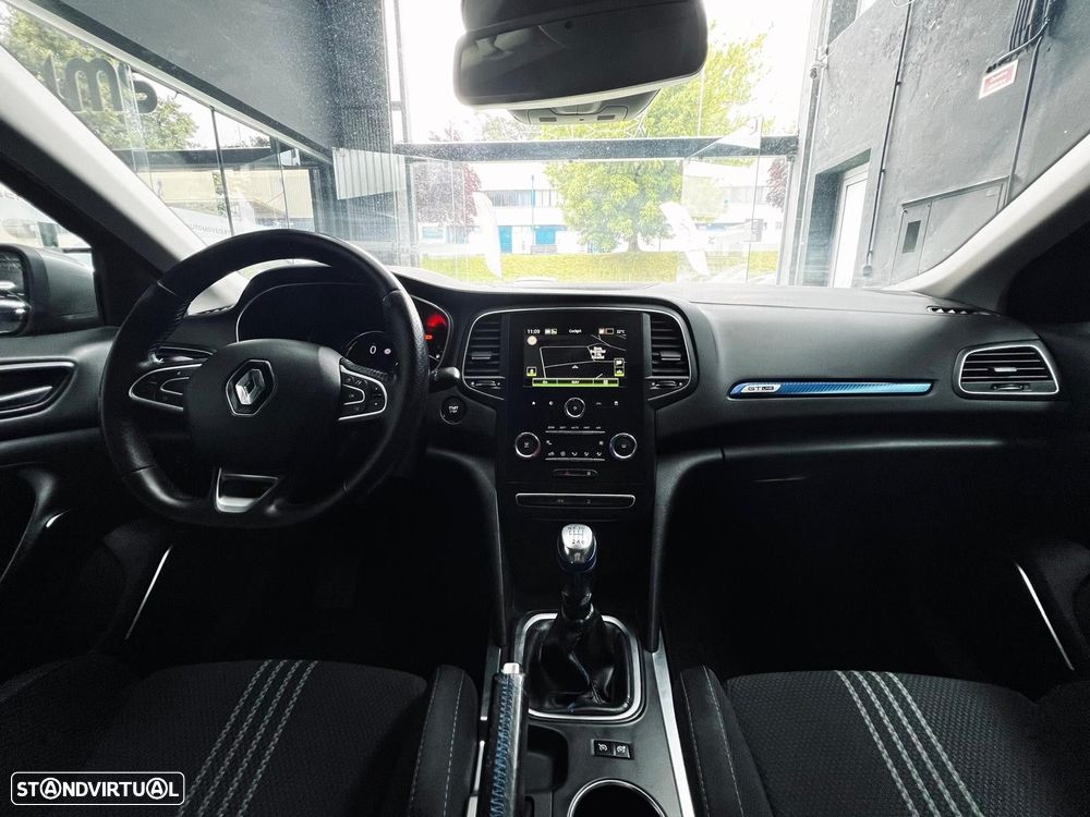 Renault Mégane 1.5 Blue dCi GT Line - 19