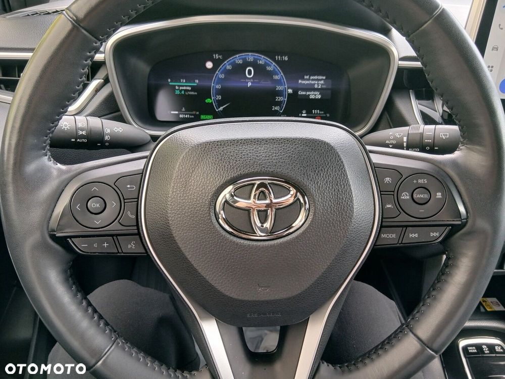 Toyota Corolla Cross 2.0 Hybrid Executive - 11