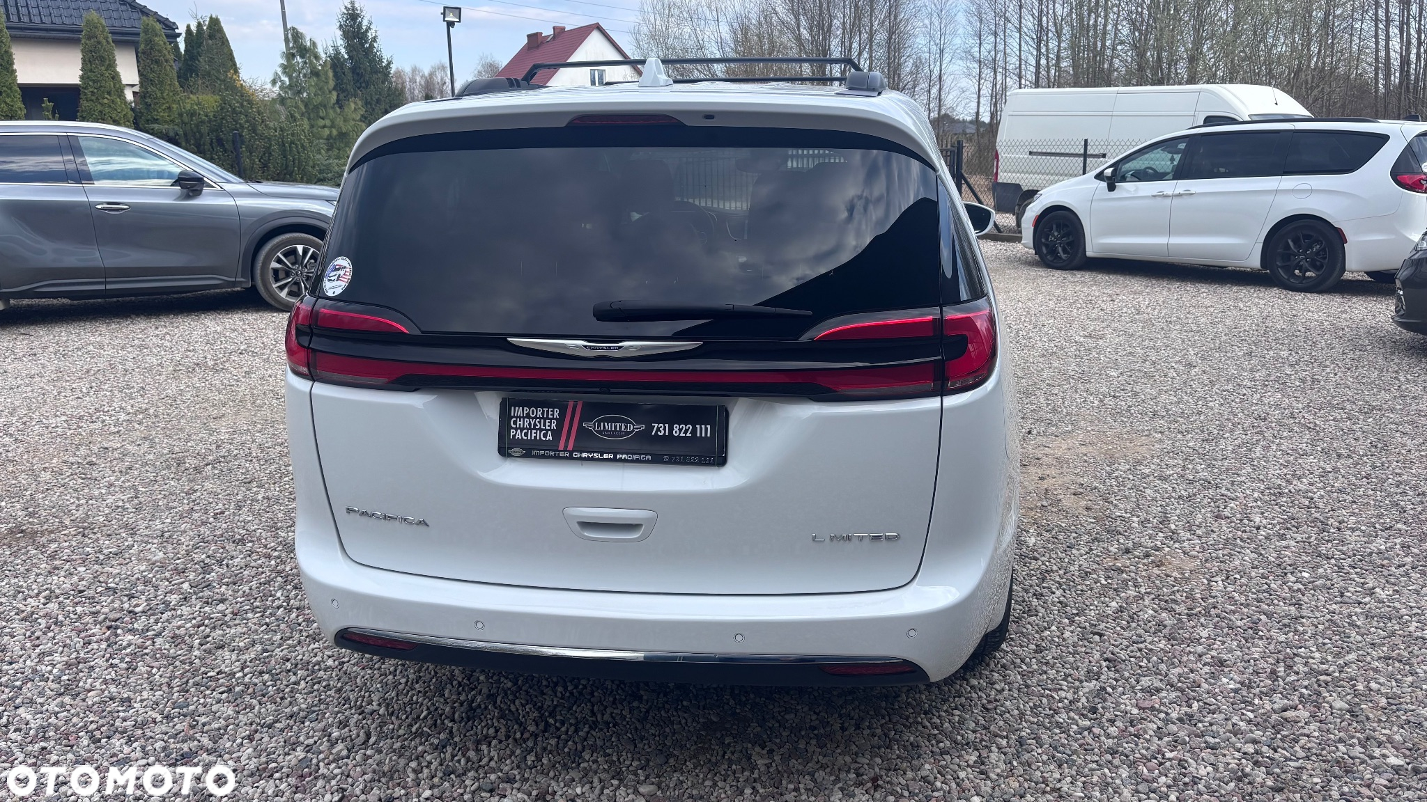 Chrysler Pacifica - 5