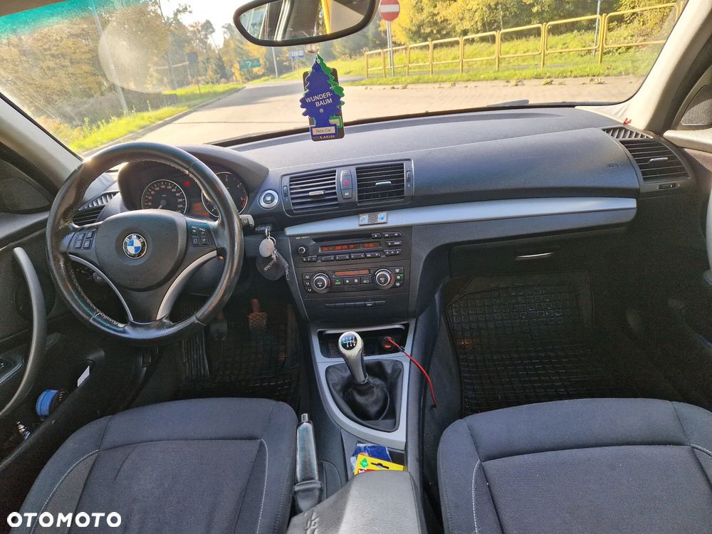 BMW Seria 1 118d - 5