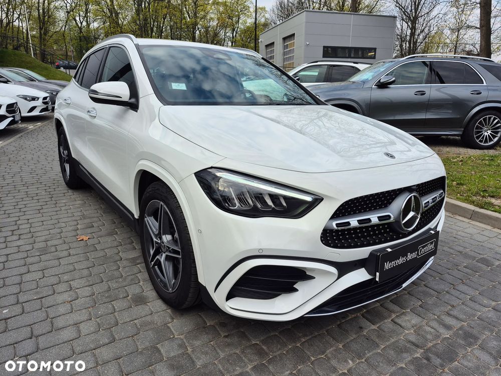 Mercedes-Benz GLA 200 AMG Line - 6