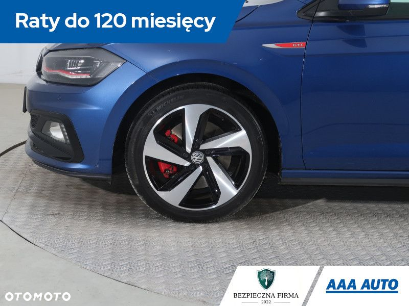 Volkswagen Polo - 15