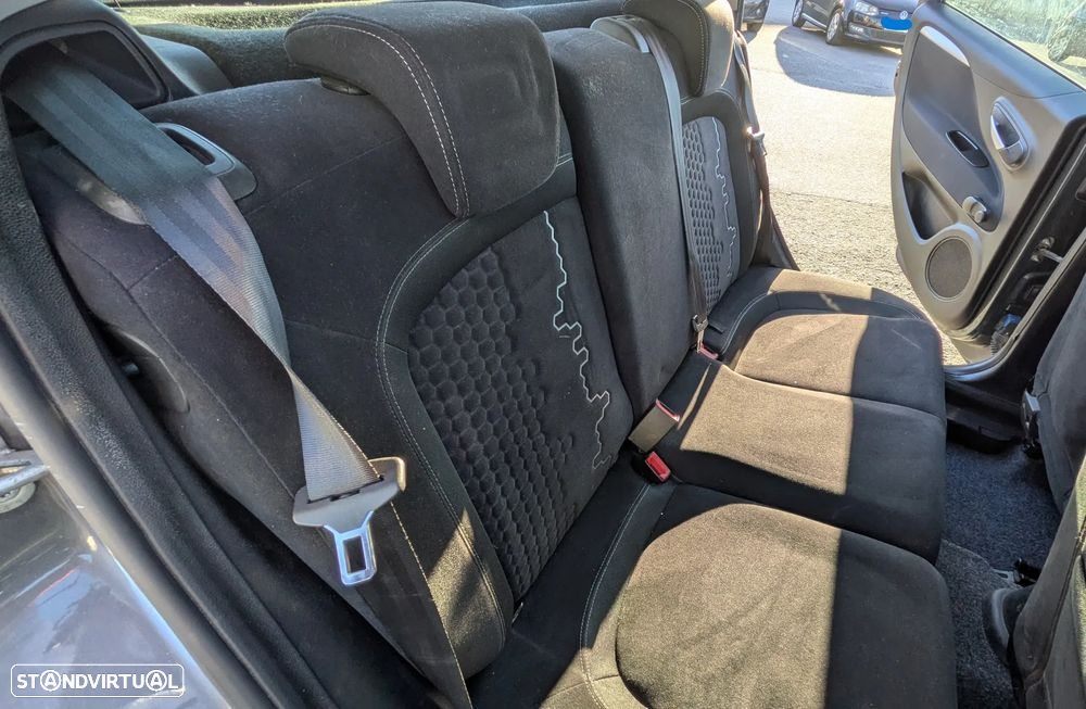 Fiat Punto 1.2 Lounge S&S - 15
