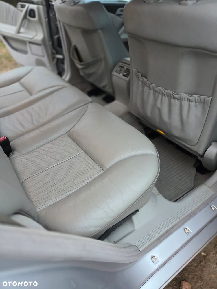 Mercedes-Benz Klasa E 280 T 4-Matic Avantgarde - 18