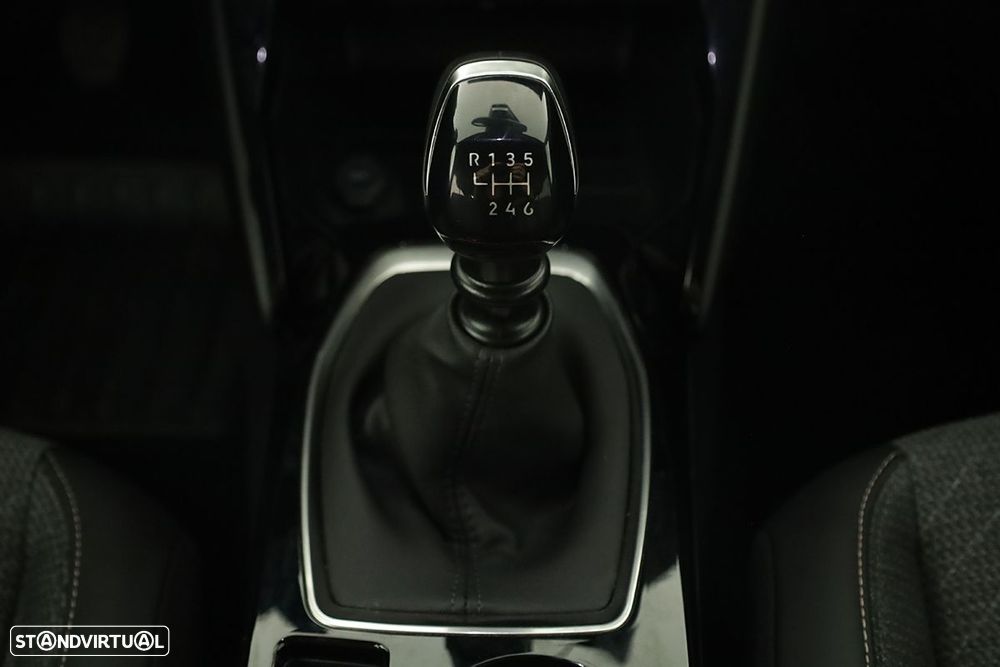 Peugeot 2008 1.2 PureTech Allure - 13