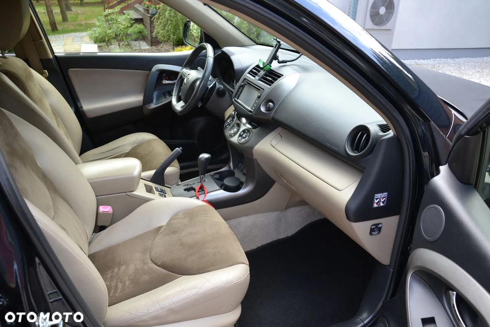Toyota RAV4 2.0 VVT-i Premium MS - 13