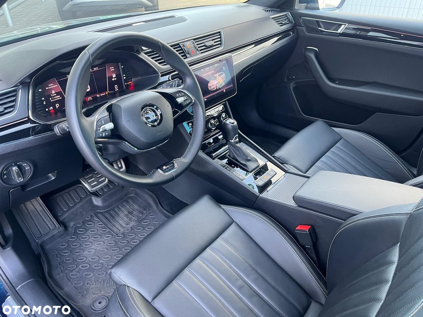 Skoda Superb 2.0 TDI SCR 4x4 L&K DSG - 9