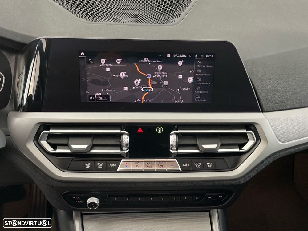 BMW 330 e Auto - 23