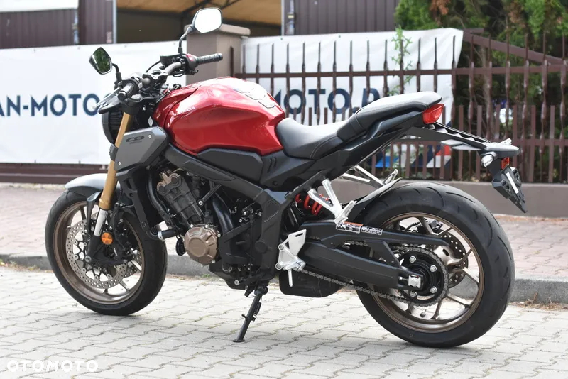 Honda CB - 21