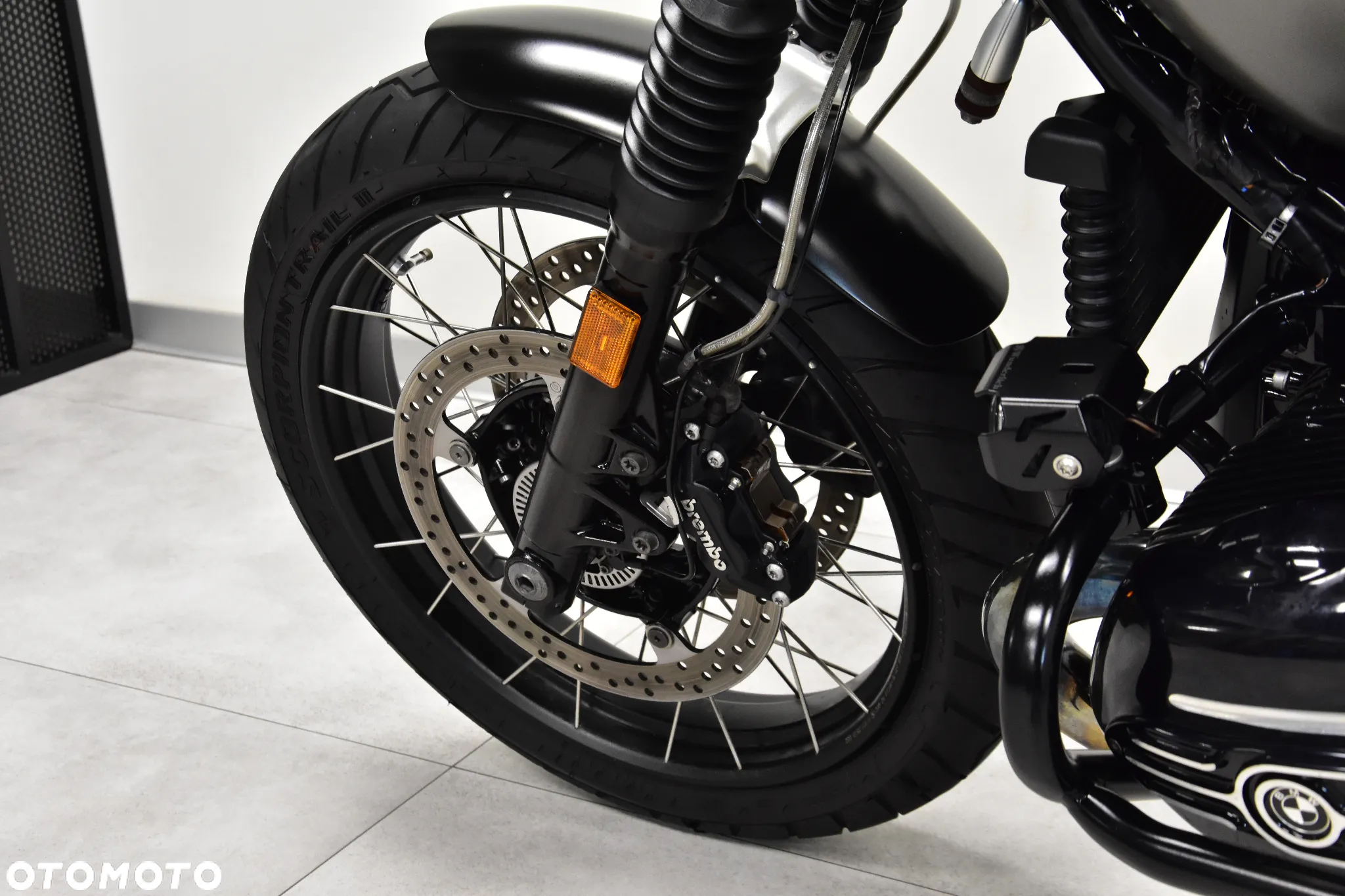 BMW R - 28