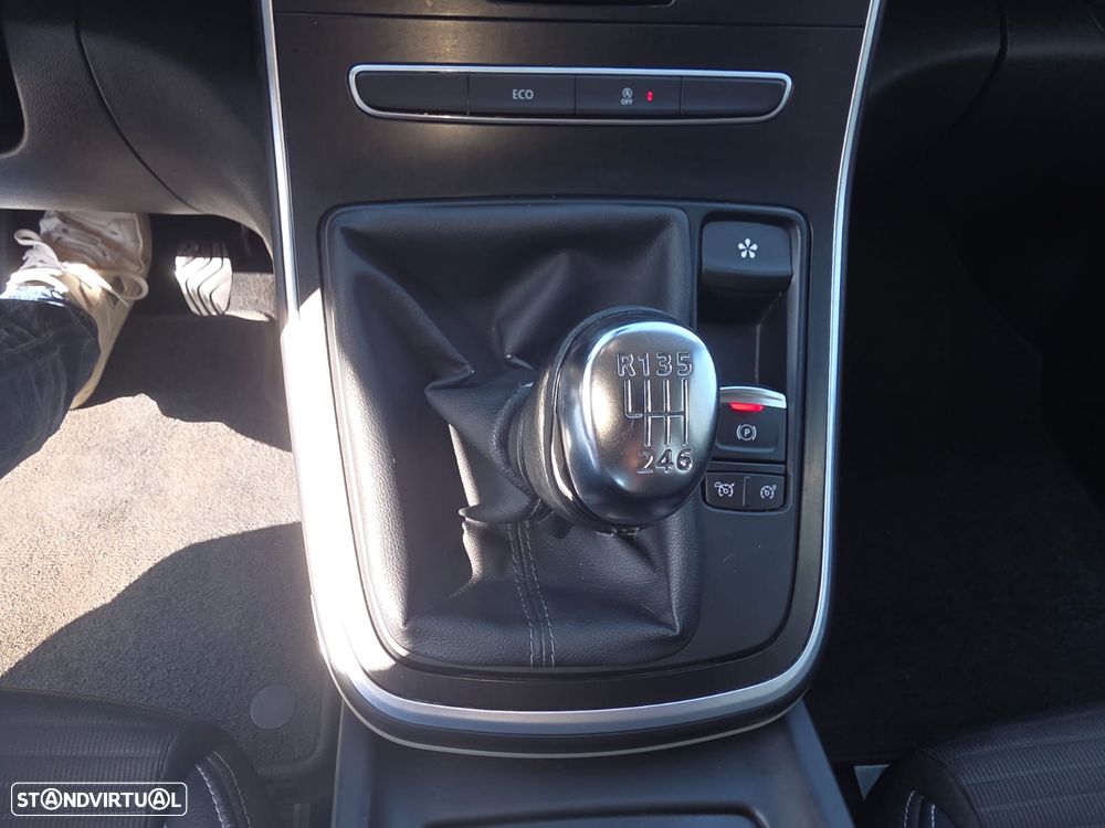 Renault Scénic 1.5 dCi Dynamique S - 28