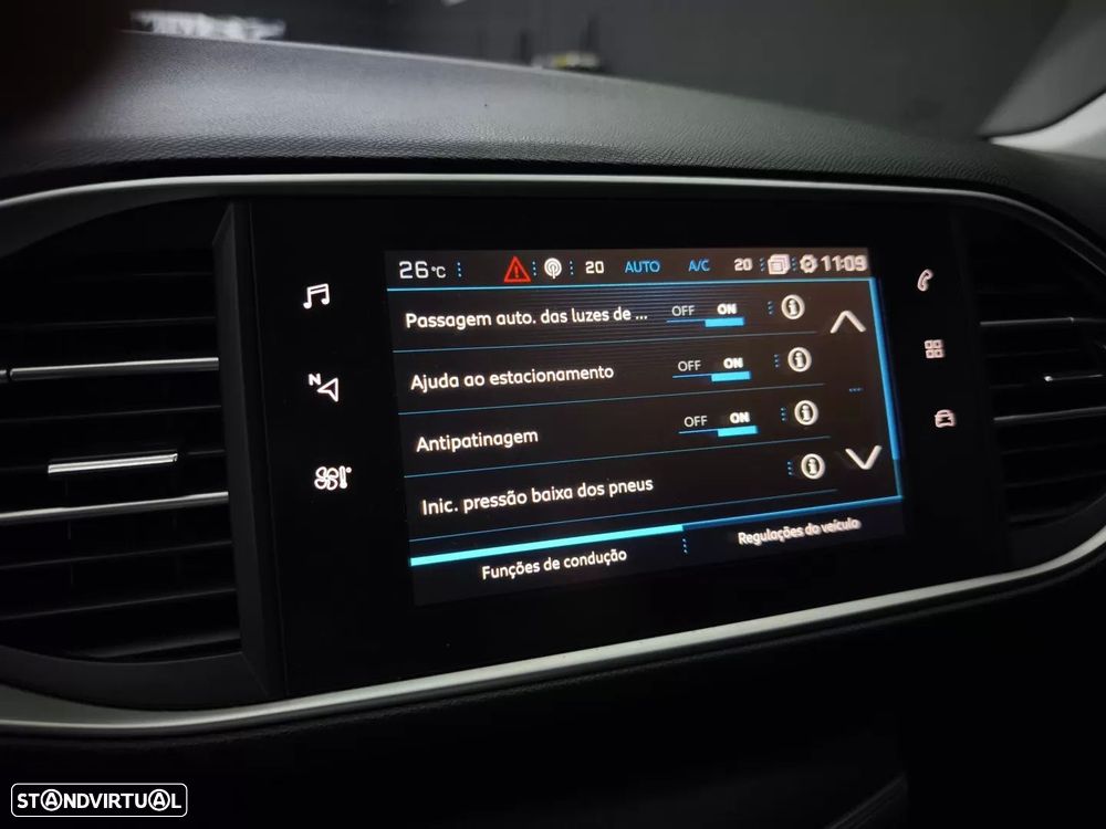 Peugeot 308 1.6 BlueHDi Allure J17 EAT6 — fotografia 36