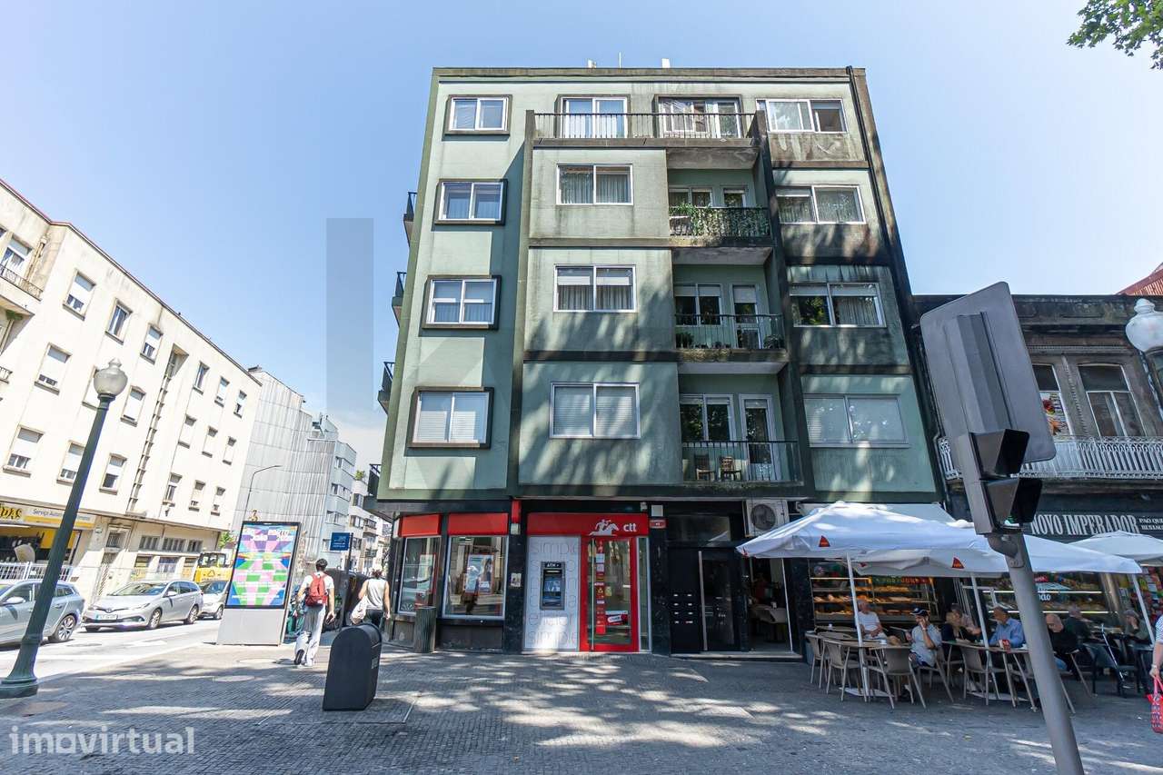 T3+1 | Último Piso | Praça Marquês de Pombal - Grande imagem: 2/29