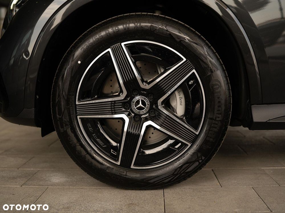 Mercedes-Benz GLC - 8