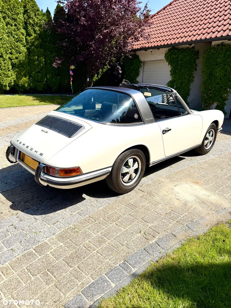 Porsche 911 - 4