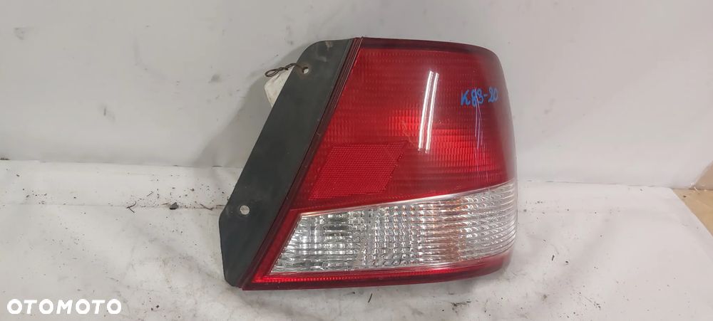 [K] HYUNDAI ACCENT 2 II 1999 2002 LAMPA TYŁ TYLNA PRAWA - 2