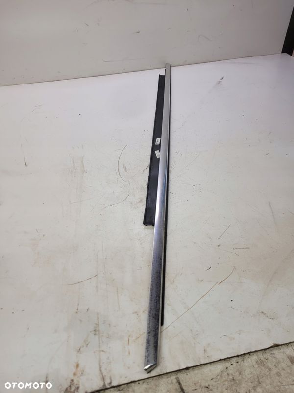 LISTWA CHROM DRZWI AUDI A4 B8 PP 8K0853284F - 2