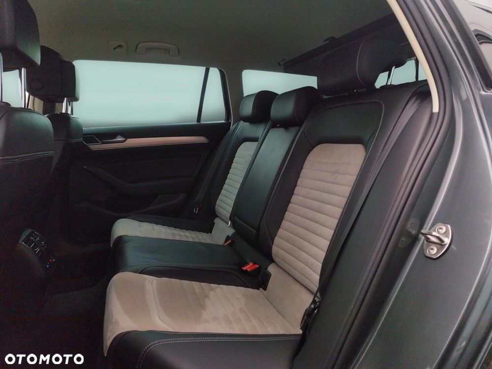 Volkswagen Passat 2.0 TDI BMT Highline DSG - 13