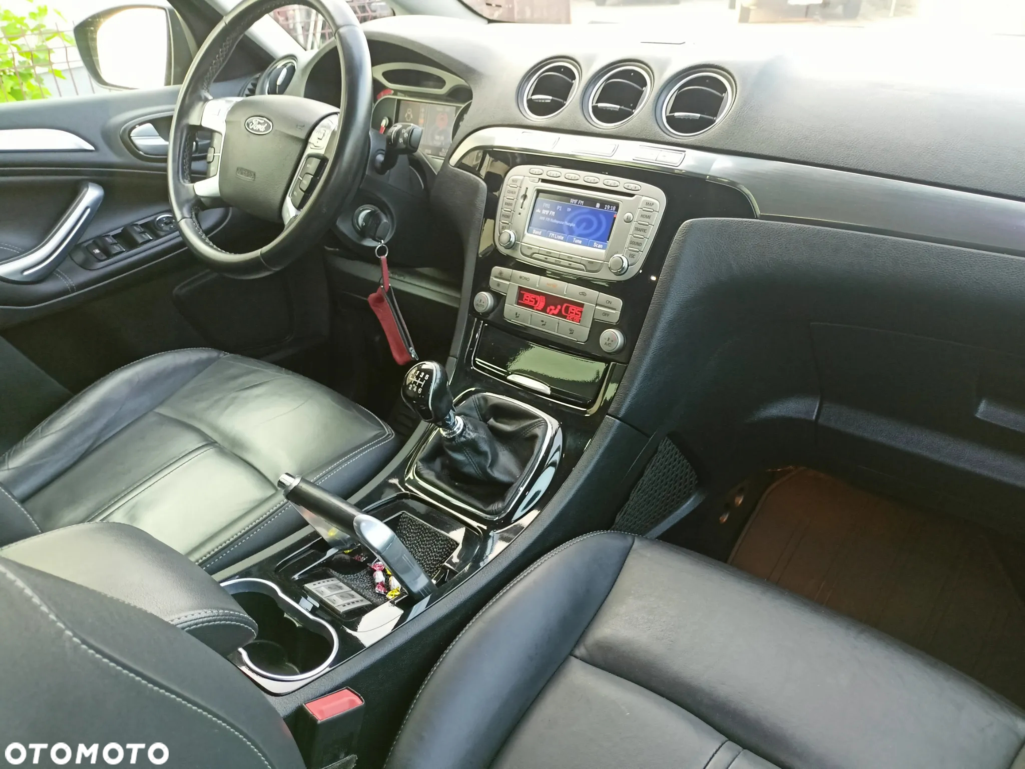 Ford S-Max 2.0 TDCi Titanium - 16