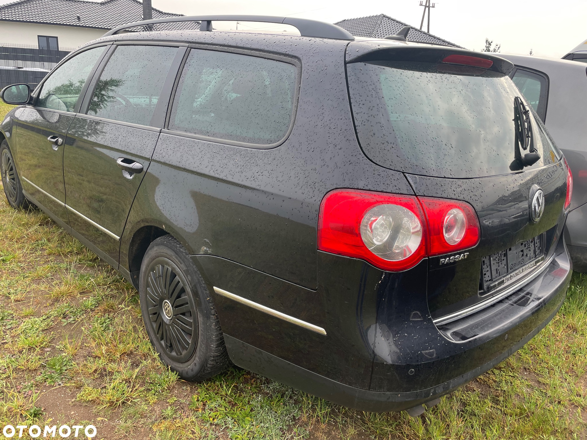 Volkswagen Passat 1.9 TDI Trendline - 3