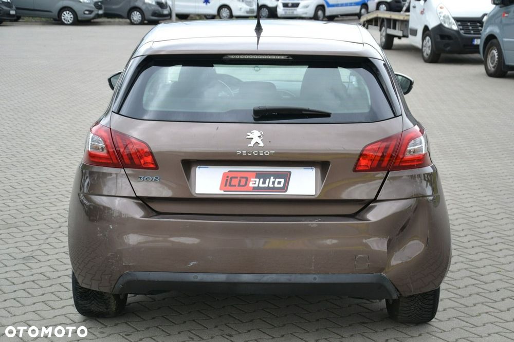 Peugeot 308 - 6