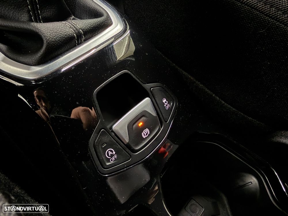 Jeep Renegade 1.0 T 80º Aniversário - 21