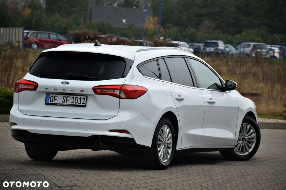 Ford Focus - 10