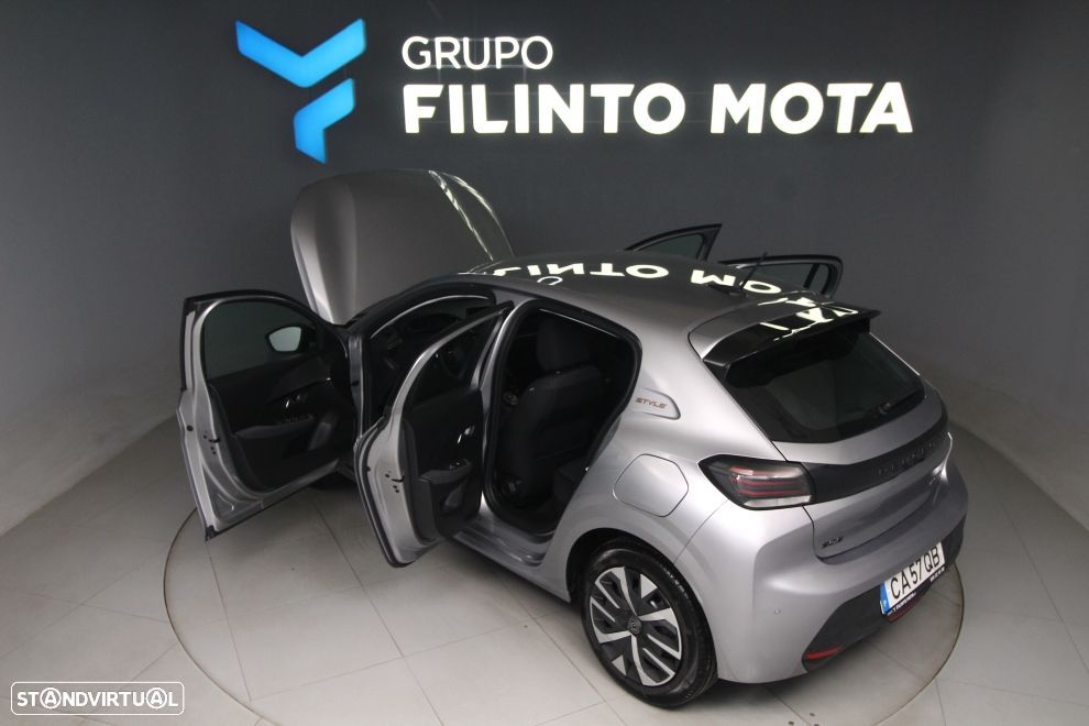 Peugeot 208 1.2 Hybrid Style e-DCS6 - 11