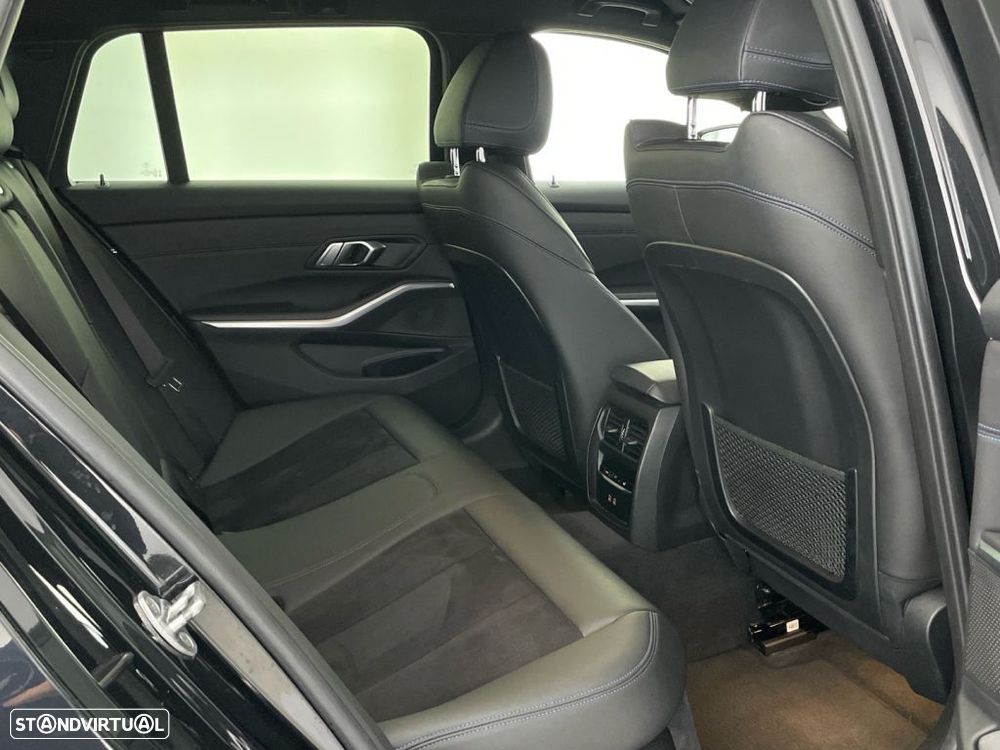 BMW 320 d Touring Pack M Auto - 33