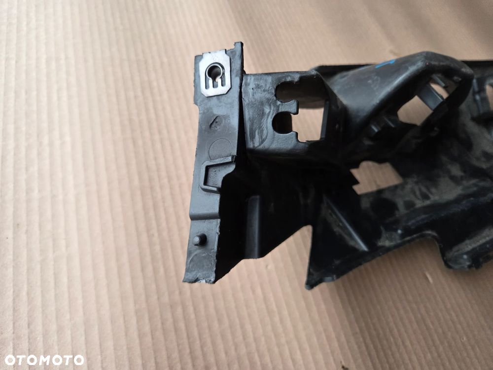 Ślizg mocowanie zderzaka prawy przód Peugeot Expert III  9811842177 - 8