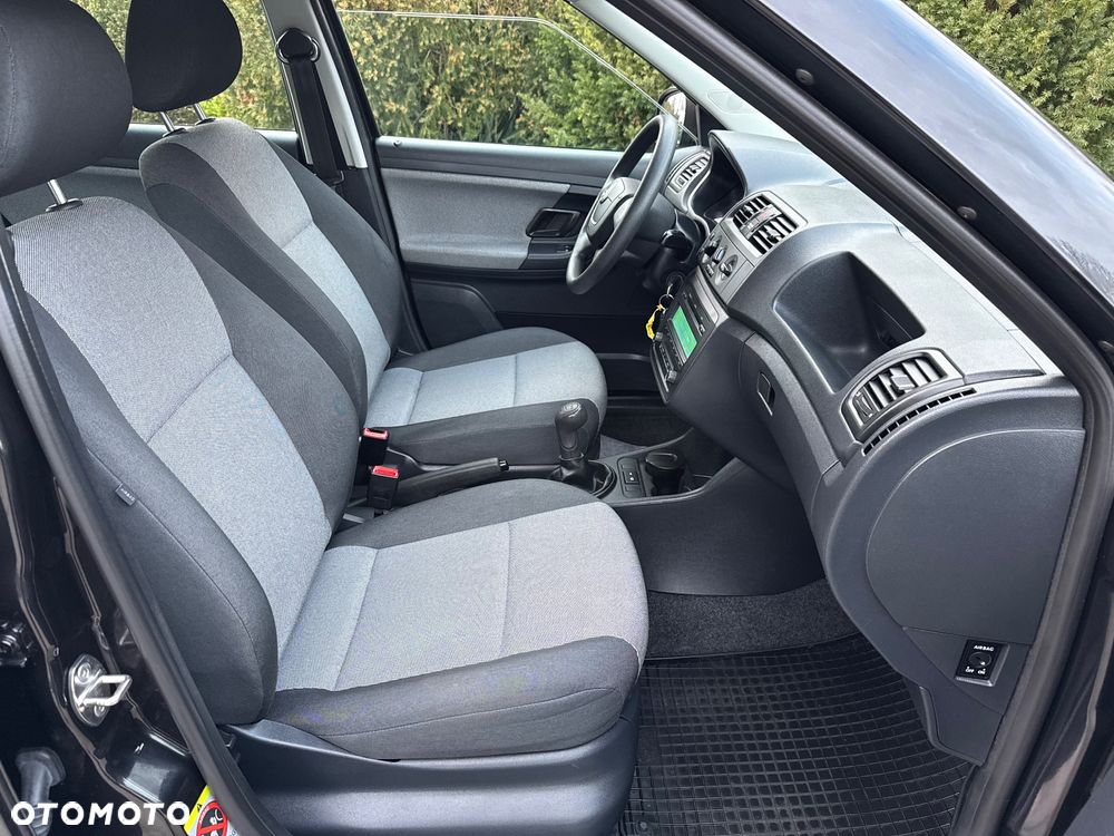 Skoda Fabia 1.2 TSI Ambiente - 12