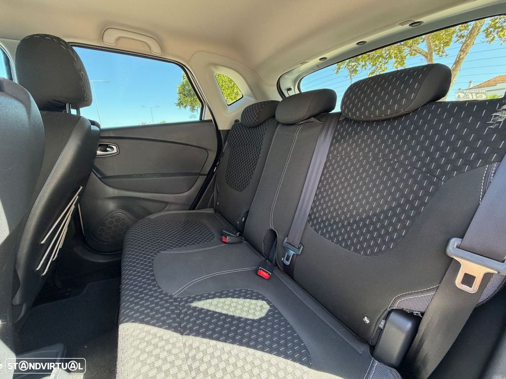 Renault Captur 1.5 dCi Exclusive - 37