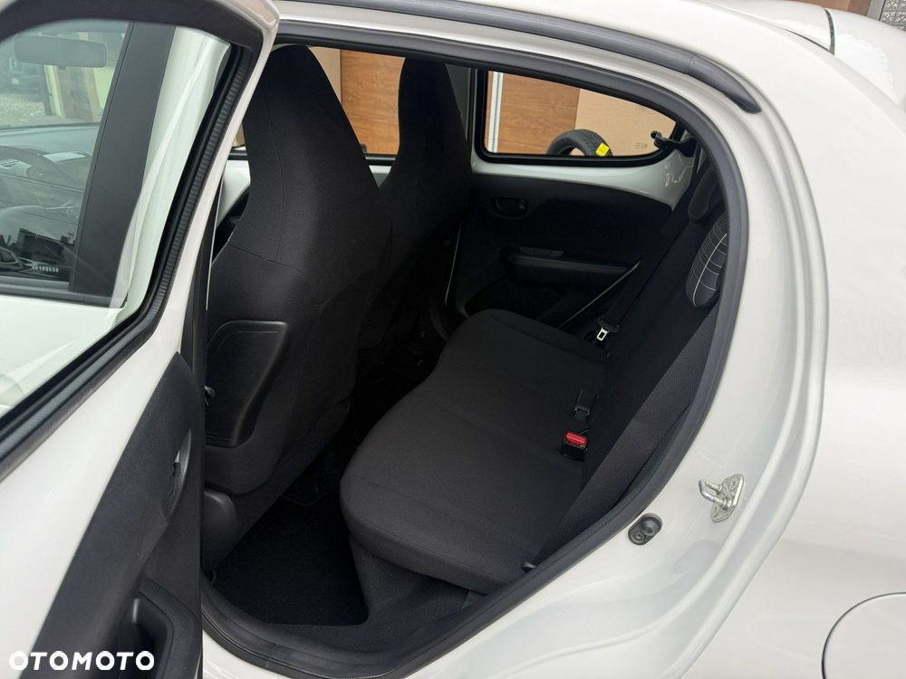 Peugeot 108 - 23