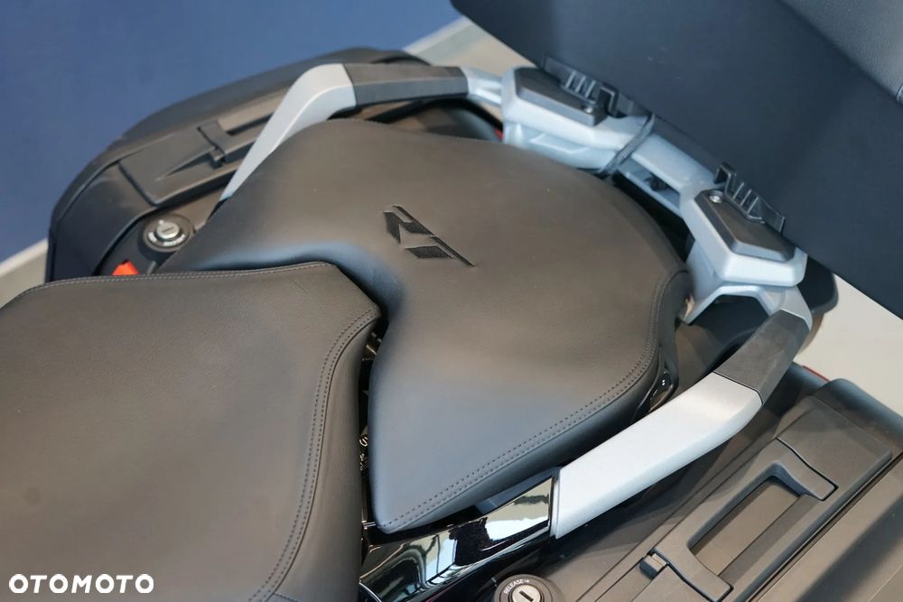 BMW RT - 18