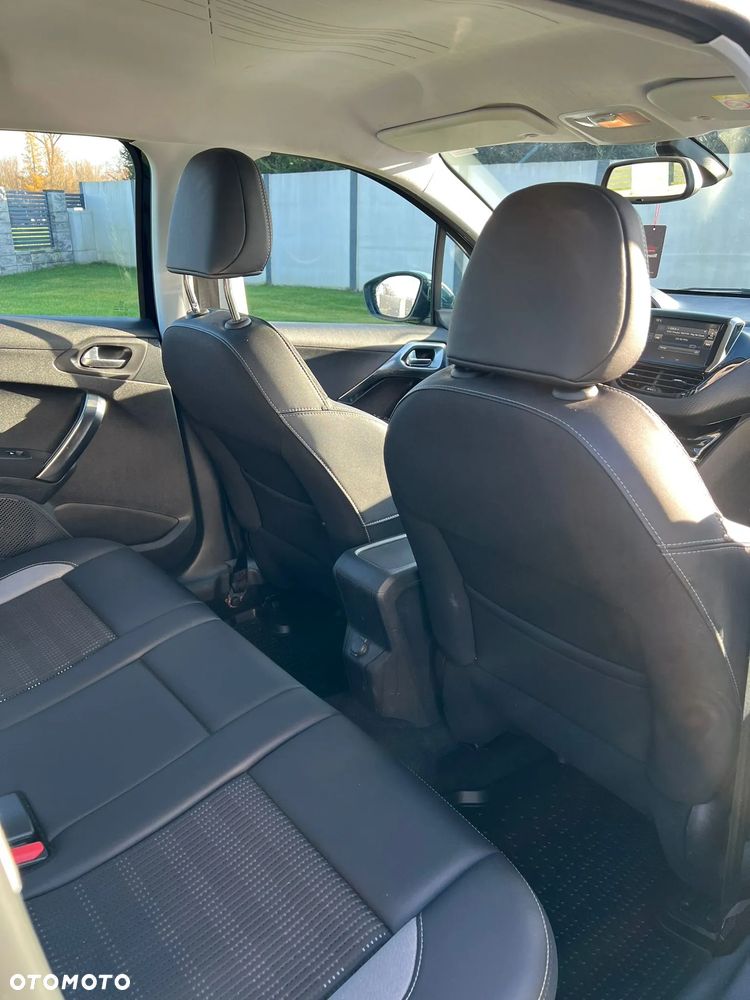 Peugeot 2008 1.2 Pure Tech Crossway S&S - 25