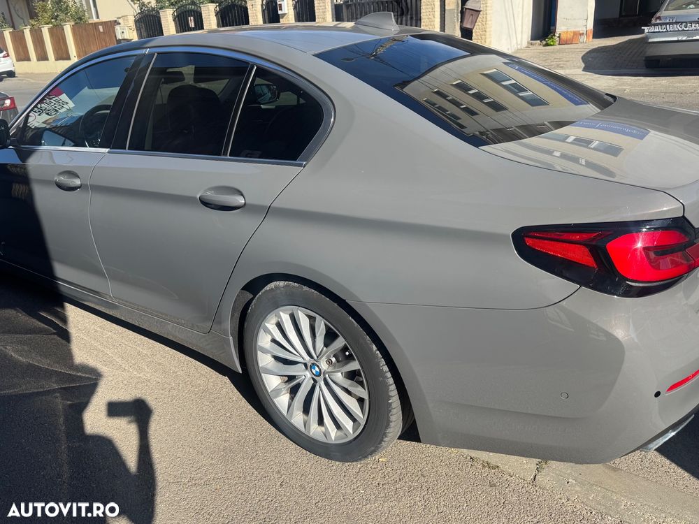 BMW 5 Series 2021 — imagine 7