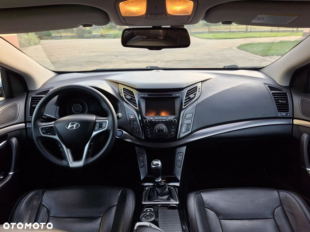 Hyundai i40 i40cw 1.6 Fifa World Cup Edition - 40