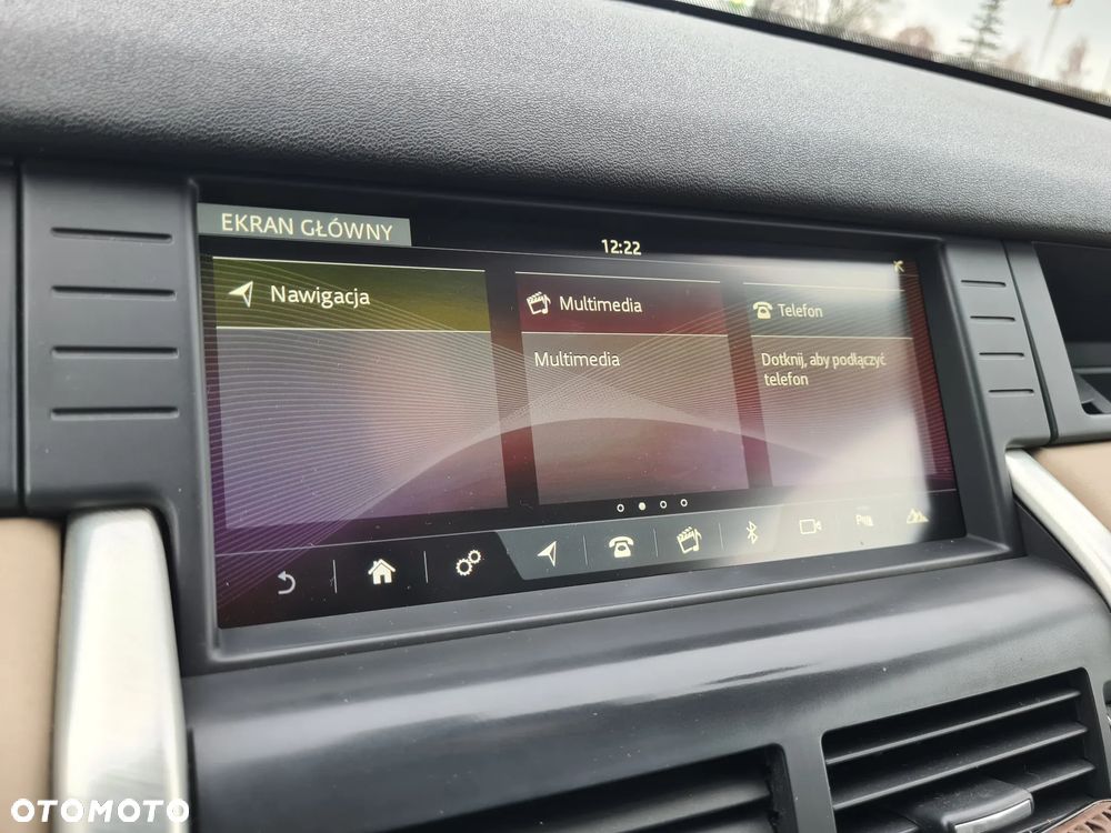 Land Rover Discovery Sport 2.0 TD4 HSE - 30