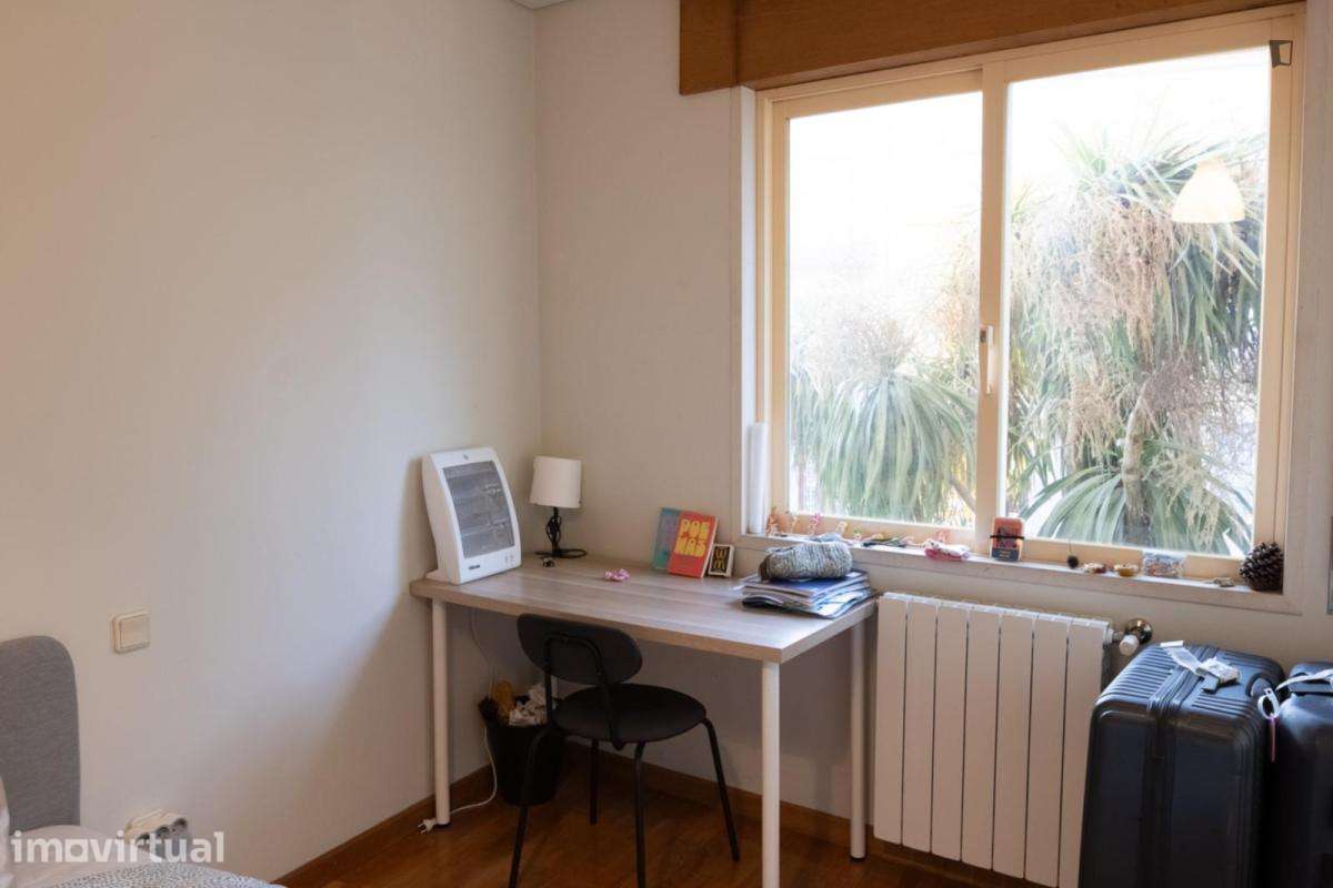 Quarto - localizado em Cedofeita Porto - Grande imagem: 3/12