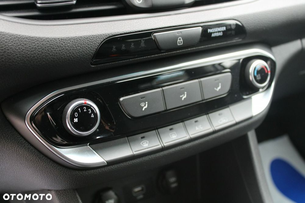 Hyundai i30 - 26